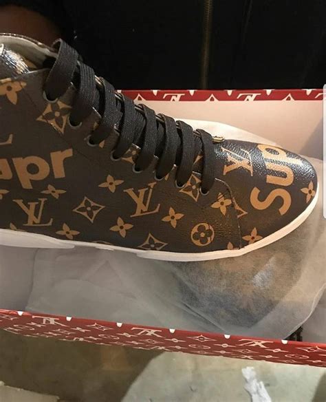 louis vuitton supreme crossbody|Louis Vuitton supreme shoes.